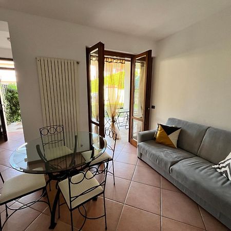 Magic Desenzano Apartment Ντεζεντσάνο ντελ Γκάρντα Εξωτερικό φωτογραφία