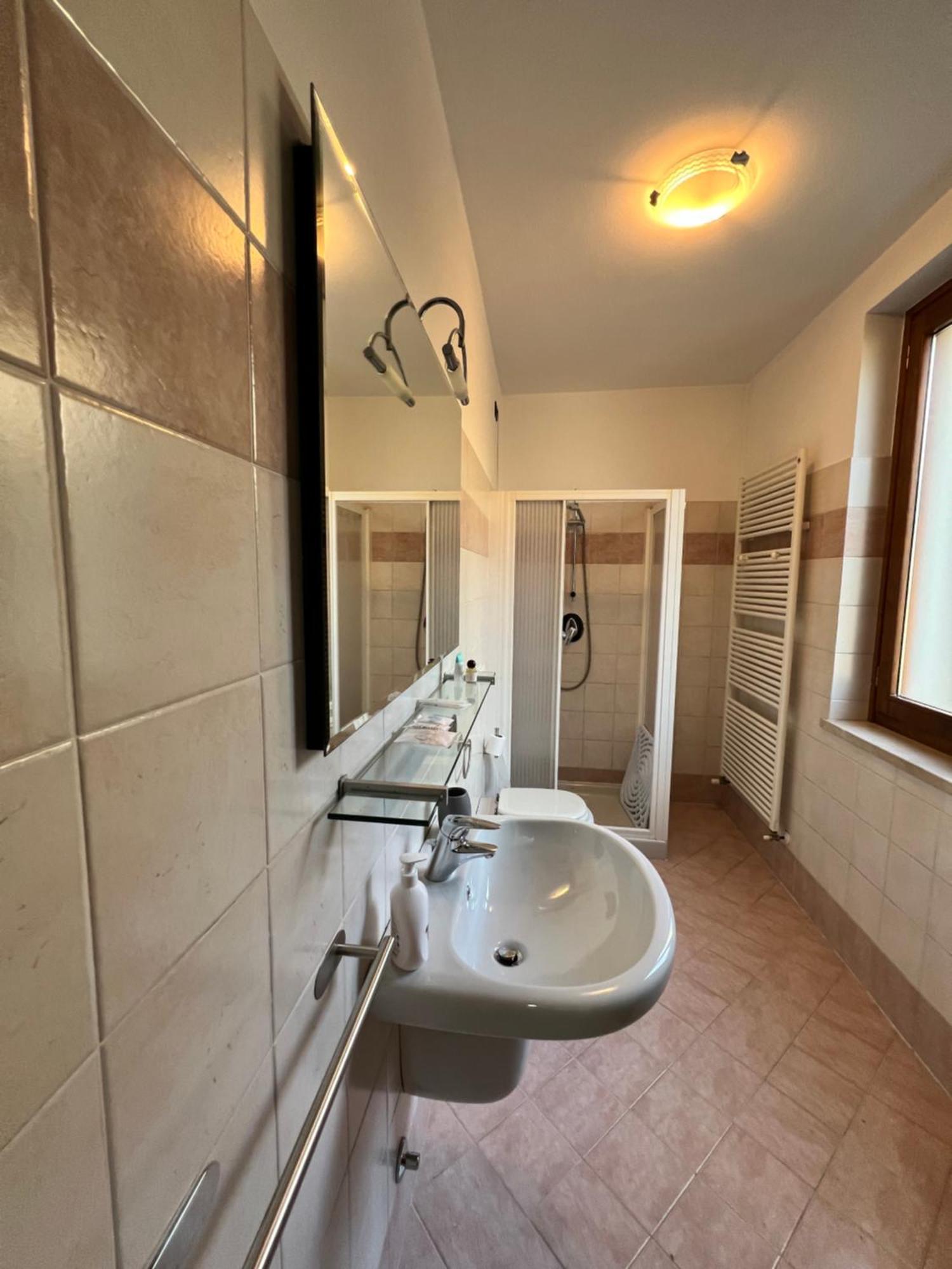 Magic Desenzano Apartment Ντεζεντσάνο ντελ Γκάρντα Εξωτερικό φωτογραφία